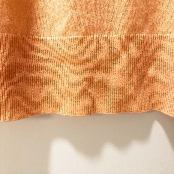 J. Crew Women’s Cashmere classic-fit crewneck sweater - Picture 4 of 5